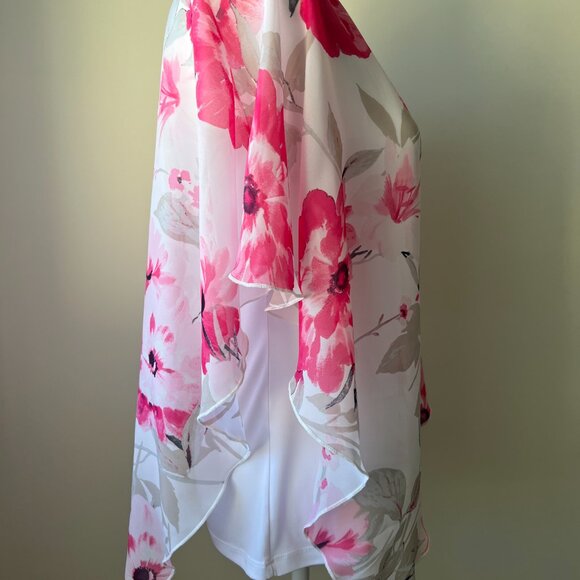 🌸Laura's Floral Short Sleeve Top, Loose Fit, Elegant & Stylish Sz XS - Picture 3 of 11